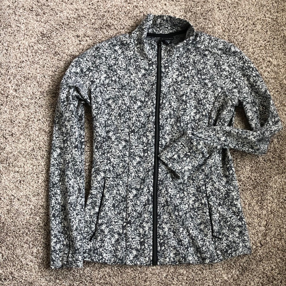 Athleta Shanti jacket medium black white floral print